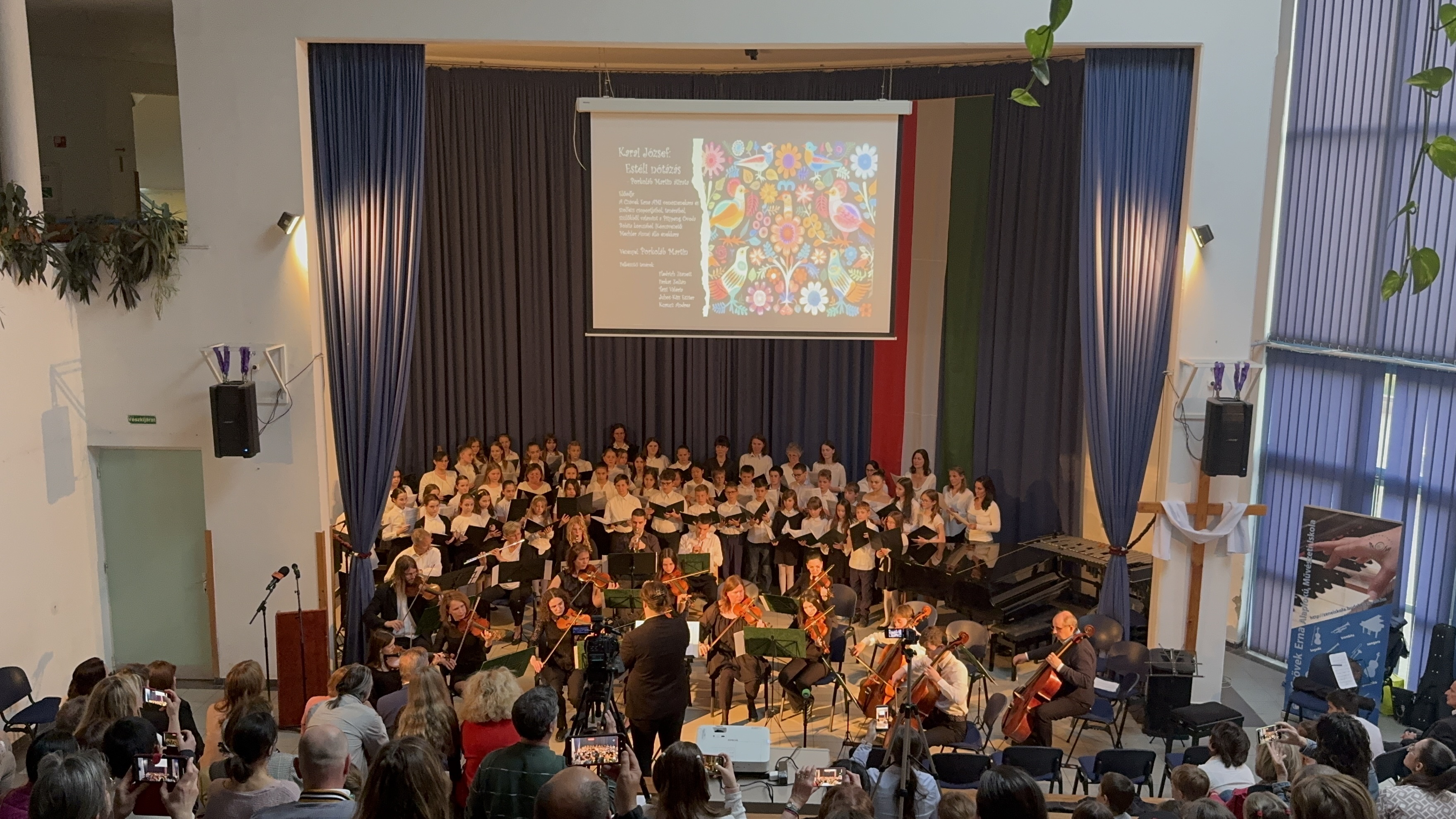 Jubileumi koncerttel ünnepelt a Czövek Erna Zeneiskola
